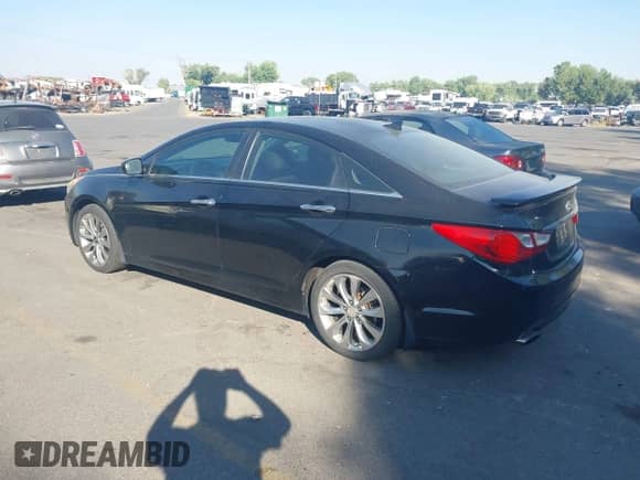 2011 Hyundai Sonata SE с VIN 5NPEC4AB8BH206824, выставлен на аукционе IAAI как лот 42933895 с пробегом 152 012 миль миль и . История ставок и продаж доступна на DreamBid. Изображение 3.