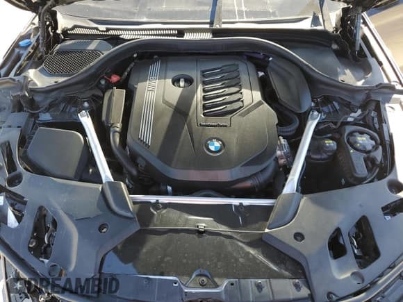 ✅ 2022 BMW 5 Series 540i • VIN: WBA53BJ01NWX51083 • Lot: 89622485. Listed on Copart with 47,560 mi. Free auction sales archive from the USA and detailed vehicle history report at DreamBid. Image 11.