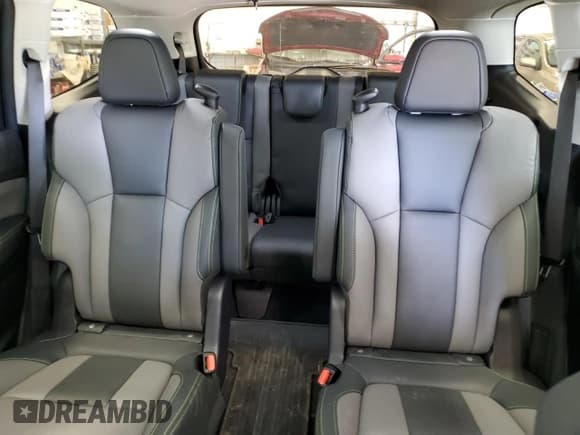 ✅ 2024 Subaru Ascent Onyx Limited • VIN: 4S4WMAKD8R3454430 • Lot: 71319315. Listed on Copart with 11,317 mi. Free auction sales archive from the USA and detailed vehicle history report at DreamBid. Image 10.