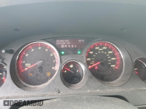 ✅ 2010 GMC Acadia SL • VIN: 1GKLRKED3AJ163879 • Lot: 60937735. Listed on Copart with 166,166 mi. Free auction sales archive from the USA and detailed vehicle history report at DreamBid. Image 9.