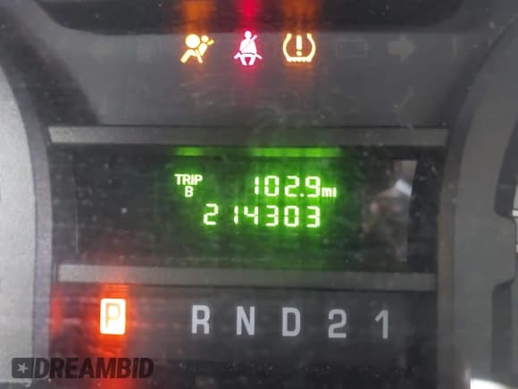 ✅ 2014 Ford Econoline Cargo Commercial • VIN: 1FTNE2EW1EDA35548 • Lot: 42695143. Listed on IAAI with 214,303 mi. Free auction sales archive from the USA and detailed vehicle history report at DreamBid. Image 15.