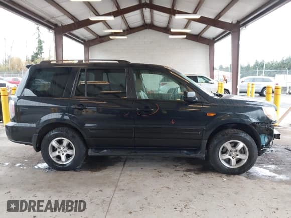 ✅ 2006 Honda Pilot EX-L • VIN: 2HKYF18596H537405 • Lot: 43632353. Wystawiony na IAAI z przebiegiem 173 943 mil. Bezpłatny archiwum sprzedaży aukcyjnych z USA i szczegółowy raport historii pojazdu na DreamBid. Zdjęcie 14.