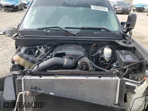 ✅ 2011 Chevrolet Silverado 1500 LTZ • VIN: 1GCRKTE38BZ138373 • Lot: 70832434. Listed on Copart with 186,582 mi. Free auction sales archive from the USA and detailed vehicle history report at DreamBid. Image 11.