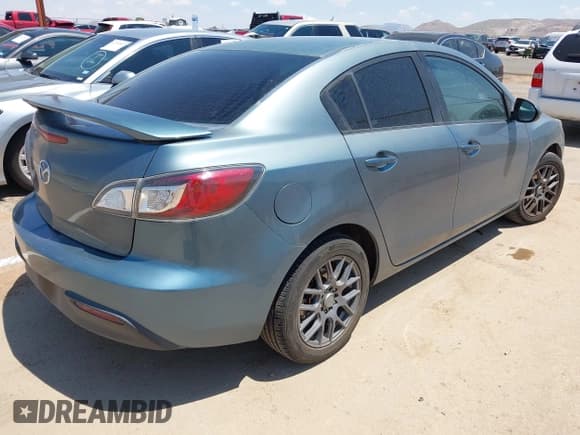 ✅ 2010 Mazda 3 i Sport • VIN: JM1BL1SF6A1166350 • Lot: 42960316. Listed on IAAI with 148,691 mi. Free auction sales archive from the USA and detailed vehicle history report at DreamBid. Image 4.