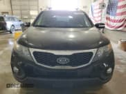✅ 2013 Kia Sorento LX • VIN: 5XYKT3A66DG409222 • Lot: 51372325. Listed on Copart with 111,017 mi. Free auction sales archive from the USA and detailed vehicle history report at DreamBid. Image 5.