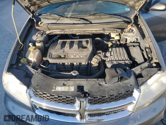 ✅ 2013 Dodge Avenger SE • VIN: 1C3CDZAB4DN631210 • Лот: 83877684. Опубликован ранее на Copart с пробегом 171 299 миль. Бесплатный доступ к архиву аукционных продаж из США и подробный отчёт об истории автомобиля на DreamBid. Изображение 11.