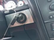 ✅ 2004 Ford Thunderbird Deluxe • VIN: 1FAHP60A54Y100196 • Лот: 42826240. Опубликован ранее на IAAI с пробегом 98 295 миль. Бесплатный доступ к архиву аукционных продаж из США и подробный отчёт об истории автомобиля на DreamBid. Изображение 11.