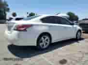 2015 Nissan Altima S с VIN 1N4AL3AP2FC147751, выставлен на аукционе Copart как лот 66274375 с пробегом 173 128 миль миль и Списание • Salvage title. История ставок и продаж доступна на DreamBid. Изображение 3.