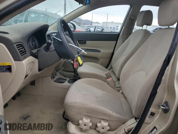 ✅ 2007 Hyundai Accent GLS • VIN: KMHCN46C47U121961 • Лот: 42541125. Опубликован ранее на Copart с пробегом 186 098 миль. Бесплатный доступ к архиву аукционных продаж из США и подробный отчёт об истории автомобиля на DreamBid. Изображение 7.