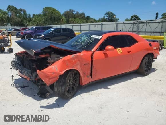 2018 Dodge Challenger T/A 392 with VIN 2C3CDZFJ6JH271555, listed as a Copart auction lot 61609545 with Not provided miles and Salvage title. Bid and sale history available at DreamBid. Image 1.