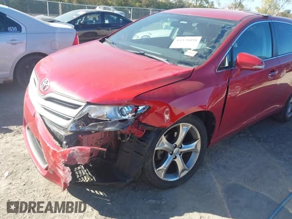 ✅ 2013 Toyota Venza Limited • VIN: 4T3ZK3BB1DU061618 • Lot: 43378494. Wystawiony na IAAI z przebiegiem 139 045 mil. Bezpłatny archiwum sprzedaży aukcyjnych z USA i szczegółowy raport historii pojazdu na DreamBid. Zdjęcie 6.