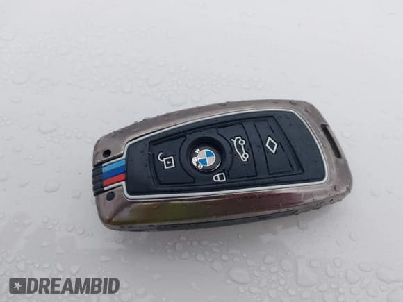 ✅ 2016 BMW 5 Series 535i • VIN: WBA5B1C55GG129685 • Лот: 43798708. Опубликован ранее на IAAI с пробегом Не указан. Бесплатный доступ к архиву аукционных продаж из США и подробный отчёт об истории автомобиля на DreamBid. Изображение 11.