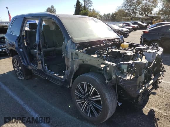 ✅ 2021 Lexus LX 570 • VIN: JTJDY7AX5M4339704 • Lot: 84139994. Listed on Copart with Not provided. Free auction sales archive from the USA and detailed vehicle history report at DreamBid. Image 4.