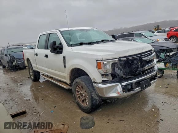 ✅ 2020 Ford F-250 XL • VIN: 1FT7W2B62LED02021 • Lot: 93352665. Listed on Copart with 120,782 mi. Free auction sales archive from the USA and detailed vehicle history report at DreamBid. Image 4.
