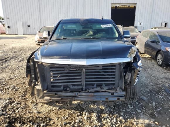 ✅ 2017 Cadillac Escalade ESV Luxury • VIN: 1GYS4HKJ9HR157500 • Lot: 91549585. Listed on Copart with 160,646 mi. Free auction sales archive from the USA and detailed vehicle history report at DreamBid. Image 5.