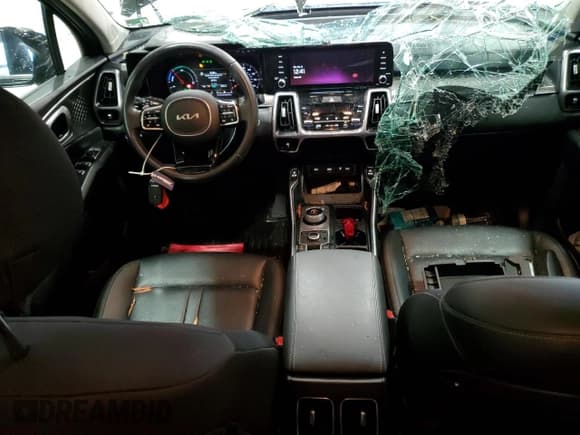 ✅ 2023 Kia Sorento EX • VIN: KNDRHDLGXP5163946 • Lot: 71805935. Wystawiony na Copart z przebiegiem 42 041 mil. Bezpłatny archiwum sprzedaży aukcyjnych z USA i szczegółowy raport historii pojazdu na DreamBid. Zdjęcie 8.