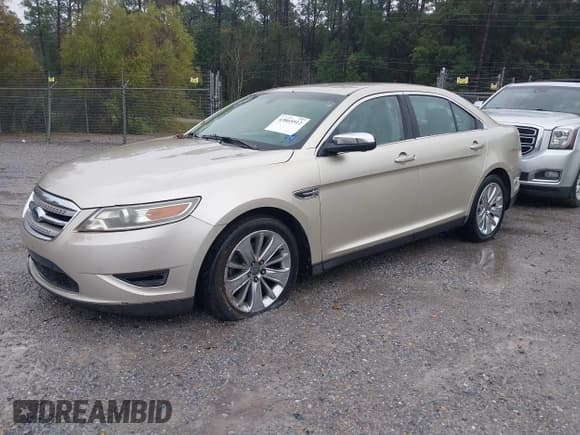 ✅ 2010 Ford Taurus Limited • VIN: 1FAHP2FW6AG103931 • Лот: 43865912. Опубликован ранее на IAAI с пробегом 189 104 миль. Бесплатный доступ к архиву аукционных продаж из США и подробный отчёт об истории автомобиля на DreamBid. Изображение 2.