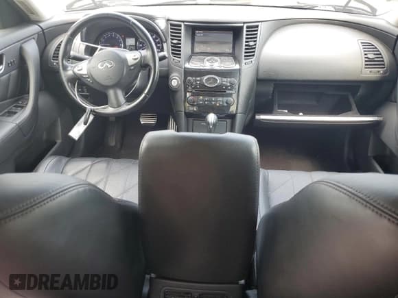 ✅ 2011 Infiniti FX • VIN: JN8AS1MW6BM732796 • Lot: 70161955. Listed on Copart with 104,095 mi. Free auction sales archive from the USA and detailed vehicle history report at DreamBid. Image 8.