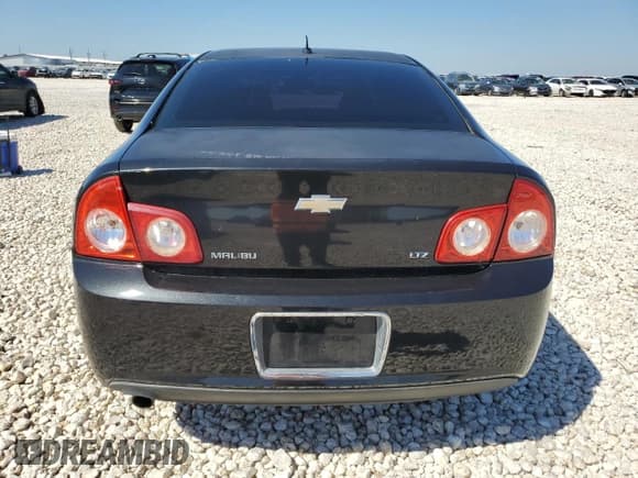 ✅ 2009 Chevrolet Malibu LTZ • VIN: 1G1ZK57B29F216697 • Lot: 71120764. Listed on Copart with 195,157 mi. Free auction sales archive from the USA and detailed vehicle history report at DreamBid. Image 6.