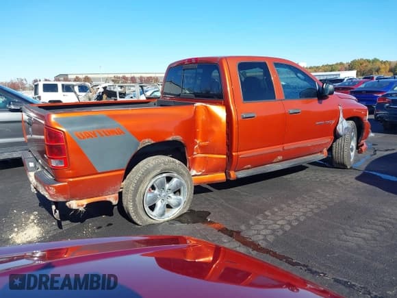 ✅ 2005 Dodge 1500 SLT • VIN: 1D7HA18D85J652952 • Лот: 43555617. Опубликован ранее на IAAI с пробегом 185 837 миль. Бесплатный доступ к архиву аукционных продаж из США и подробный отчёт об истории автомобиля на DreamBid. Изображение 4.