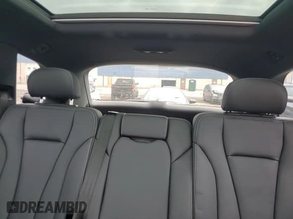 ✅ 2025 Audi Q7 Premium • VIN: WA1ACBF75SD001288 • Lot: 61910625. Listed on Copart with 8,830 mi. Free auction sales archive from the USA and detailed vehicle history report at DreamBid. Image 10.