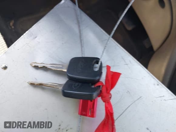 ✅ 2004 Ford Focus LX • VIN: 1FAFP33PX4W155597 • Lot: 42054503. Listed on IAAI with 109,873 mi. Free auction sales archive from the USA and detailed vehicle history report at DreamBid. Image 11.