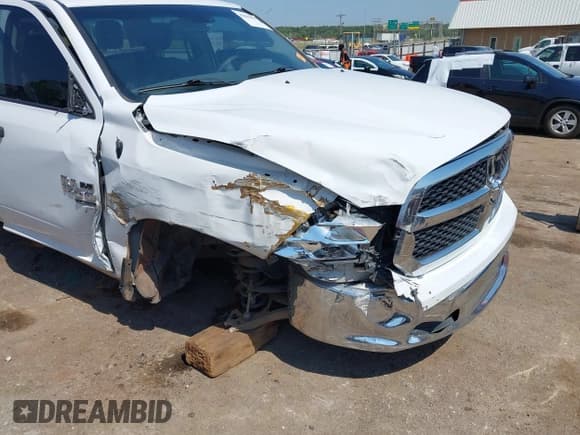 ✅ 2019 Ram 1500 Tradesman • VIN: 1C6RR6FG2KS704851 • Lot: 42886893. Listed on IAAI with 68,666 mi. Free auction sales archive from the USA and detailed vehicle history report at DreamBid. Image 6.