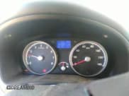 ✅ 2010 Hyundai Accent GLS • VIN: KMHCN4AC7AU483622 • Lot: 43490386. Wystawiony na IAAI z przebiegiem 213 844 mil. Bezpłatny archiwum sprzedaży aukcyjnych z USA i szczegółowy raport historii pojazdu na DreamBid. Zdjęcie 7.