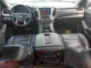 ✅ 2017 Chevrolet Suburban LS • VIN: 1GNSCGKC3HR397881 • Lot: 70394674. Wystawiony na Copart z przebiegiem 122 853 mil. Bezpłatny archiwum sprzedaży aukcyjnych z USA i szczegółowy raport historii pojazdu na DreamBid. Zdjęcie 8.