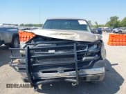 ✅ 2005 Chevrolet Silverado 2500HD LS • VIN: 1GCHK23215F924327 • Lot: 43340287. Wystawiony na IAAI z przebiegiem 320 775 mil. Bezpłatny archiwum sprzedaży aukcyjnych z USA i szczegółowy raport historii pojazdu na DreamBid. Zdjęcie 12.