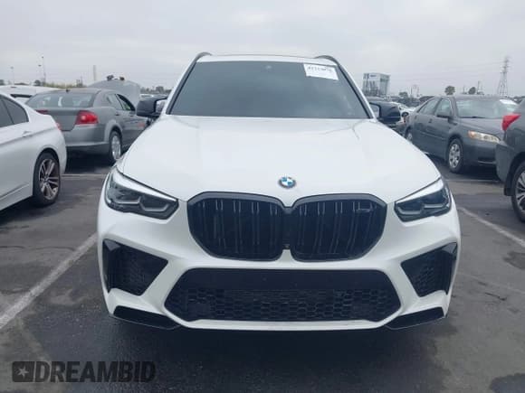 ✅ 2020 BMW X5 M Competition • VIN: 5YMJU0C00L9D48217 • Lot: 42723076. Wystawiony na IAAI z przebiegiem 62 220 mil. Bezpłatny archiwum sprzedaży aukcyjnych z USA i szczegółowy raport historii pojazdu na DreamBid. Zdjęcie 13.