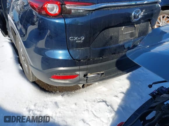 ✅ 2022 Mazda CX-9 Sport • VIN: JM3TCBBY3N0604529 • Lot: 41482183. Wystawiony na IAAI z przebiegiem 16 814 mil. Bezpłatny archiwum sprzedaży aukcyjnych z USA i szczegółowy raport historii pojazdu na DreamBid. Zdjęcie 20.