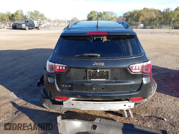 ✅ 2021 Jeep Compass 80th Anniversary • VIN: 3C4NJDEB0MT601065 • Lot: 40804626. Listed on IAAI with 47,373 mi. Free auction sales archive from the USA and detailed vehicle history report at DreamBid. Image 17.
