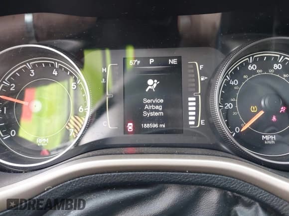 ✅ 2015 Jeep Cherokee Latitude • VIN: 1C4PJLCB0FW737263 • Lot: 43621539. Listed on IAAI with 188,596 mi. Free auction sales archive from the USA and detailed vehicle history report at DreamBid. Image 7.