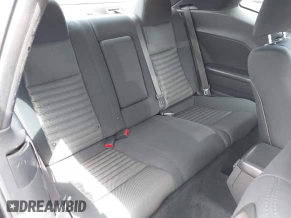 2014 Dodge Challenger R/T z VIN 2C3CDYBT6EH229572, wystawiony jako IAAI lot #43326778 z przebiegiem 125 314 mil mil oraz . Historia ofert i sprzedaży dostępna na DreamBid. Obrazek 8.