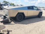 ✅ 2025 Tesla Cybertruck • VIN: 7G2CEHED1SA068606 • Lot: 42946309. Listed on IAAI with 5,212 mi. Free auction sales archive from the USA and detailed vehicle history report at DreamBid. Image 4.