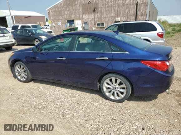 ✅ 2012 Hyundai Sonata SE • VIN: 5NPEC4AC3CH358486 • Lot: 67460974. Listed on Copart with 136,438 mi. Free auction sales archive from the USA and detailed vehicle history report at DreamBid. Image 2.