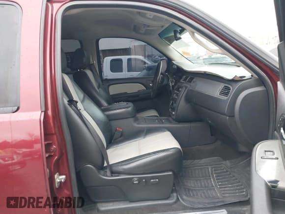 ✅ 2009 GMC Sierra 1500 • VIN: 2GTEK33M291105642 • Лот: 41954499. Опубликован ранее на IAAI с пробегом 259 426 миль. Бесплатный доступ к архиву аукционных продаж из США и подробный отчёт об истории автомобиля на DreamBid. Изображение 5.