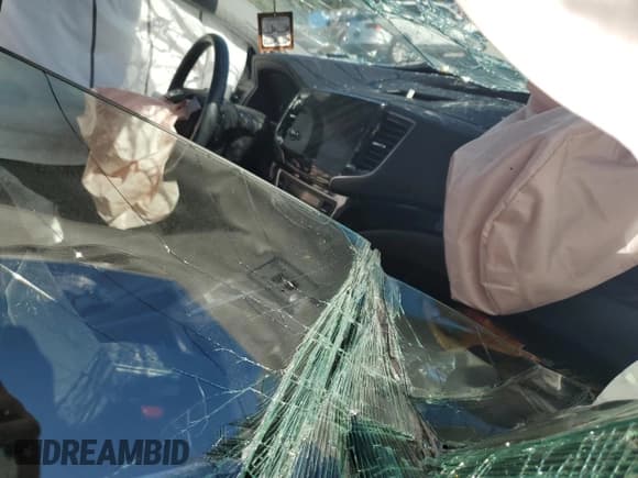 ✅ 2019 Honda Pilot Touring 8-Passenger • VIN: 5FNYF5H99KB013691 • Lot: 76752734. Listed on Copart with Not provided. Free auction sales archive from the USA and detailed vehicle history report at DreamBid. Image 8.