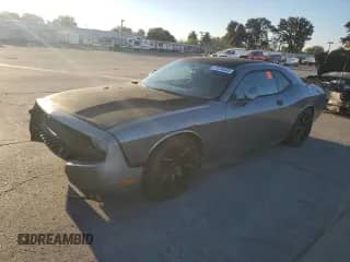 2011 Dodge Challenger R/T z VIN 2B3CJ5DT8BH542295, wystawiony jako Copart lot #71240345 z przebiegiem 111 191 mil mil oraz Szkoda całkowita • Salvage title. Historia ofert i sprzedaży dostępna na DreamBid. Obrazek 1.