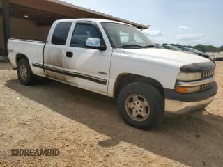 ✅ 2000 Chevrolet Silverado 1500 LS • VIN: 1GCEK19T6YZ359931 • Лот: 70433884. Опубликован ранее на Copart с пробегом 458 301 миль. Бесплатный доступ к архиву аукционных продаж из США и подробный отчёт об истории автомобиля на DreamBid. Изображение 4.