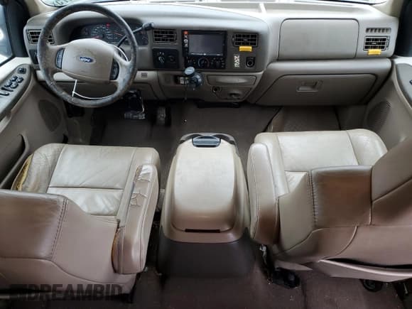 ✅ 2004 Ford F-350 XL • VIN: 1FTSW31P74EC44032 • Лот: 81573475. Опубликован ранее на Copart с пробегом 176 808 миль. Бесплатный доступ к архиву аукционных продаж из США и подробный отчёт об истории автомобиля на DreamBid. Изображение 8.