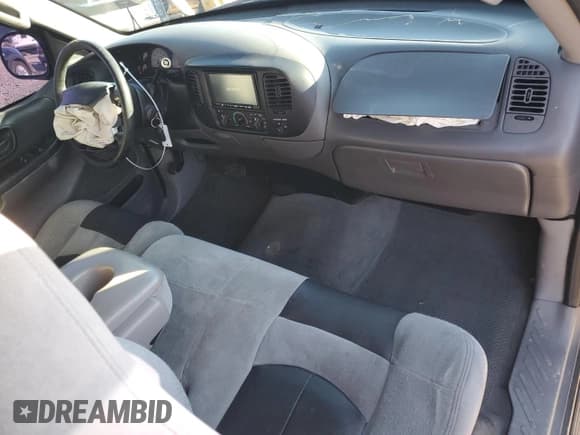 ✅ 2003 Ford F-150 Lightning • VIN: 2FTRF07313CA43362 • Лот: 87544765. Опубликован ранее на Copart с пробегом 98 589 миль. Бесплатный доступ к архиву аукционных продаж из США и подробный отчёт об истории автомобиля на DreamBid. Изображение 8.