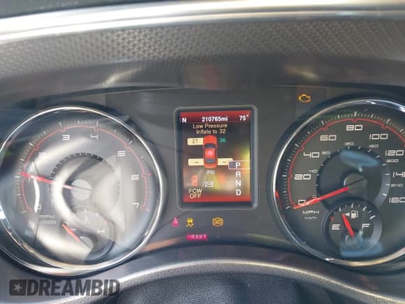 ✅ 2014 Dodge Charger Road/Track • VIN: 2C3CDXCT1EH198997 • Lot: 43510781. Wystawiony na IAAI z przebiegiem 210 765 mil. Bezpłatny archiwum sprzedaży aukcyjnych z USA i szczegółowy raport historii pojazdu na DreamBid. Zdjęcie 7.