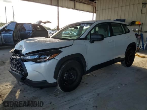 ✅ 2022 Toyota Corolla Cross L • VIN: 7MUAAAAG4NV020474 • Lot: 87018265. Listed on Copart with 29,372 mi. Free auction sales archive from the USA and detailed vehicle history report at DreamBid. Image 1.