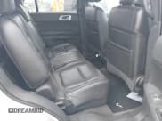 ✅ 2013 Ford Explorer XLT • VIN: 1FM5K7D84DGA93803 • Lot: 42131061. Wystawiony na IAAI z przebiegiem 142 692 mil. Bezpłatny archiwum sprzedaży aukcyjnych z USA i szczegółowy raport historii pojazdu na DreamBid. Zdjęcie 8.