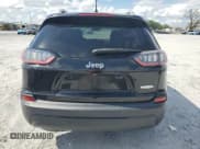 ✅ 2019 Jeep Cherokee Latitude • VIN: 1C4PJLCB5KD264451 • Lot: 56658295. Wystawiony na Copart z przebiegiem 104 715 mil. Bezpłatny archiwum sprzedaży aukcyjnych z USA i szczegółowy raport historii pojazdu na DreamBid. Zdjęcie 6.