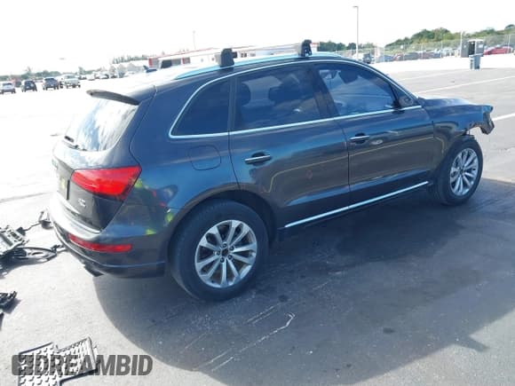 ✅ 2016 Audi Q5 Premium • VIN: WA1C2AFP5GA053809 • Lot: 43697244. Listed on IAAI with 110,404 mi. Free auction sales archive from the USA and detailed vehicle history report at DreamBid. Image 4.