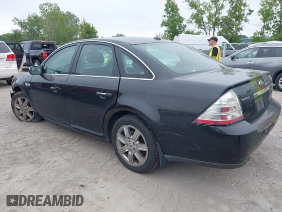✅ 2009 Ford Taurus Limited • VIN: 1FAHP28W39G110523 • Лот: 42420561. Опубликован ранее на IAAI с пробегом 104 051 миль. Бесплатный доступ к архиву аукционных продаж из США и подробный отчёт об истории автомобиля на DreamBid. Изображение 3.