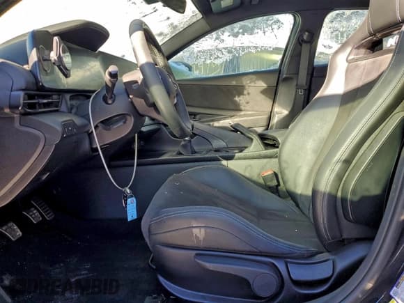 ✅ 2022 Hyundai Elantra • VIN: KMHLW4AK9NU001825 • Лот: 94068825. Опубликован ранее на Copart с пробегом 54 415 миль. Бесплатный доступ к архиву аукционных продаж из США и подробный отчёт об истории автомобиля на DreamBid. Изображение 7.